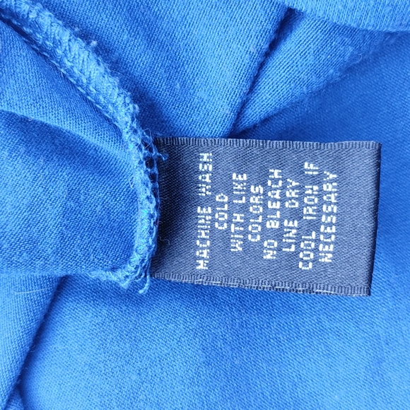 💙 Blue Racer-back Tank Top 💙 - Picture 6 of 8